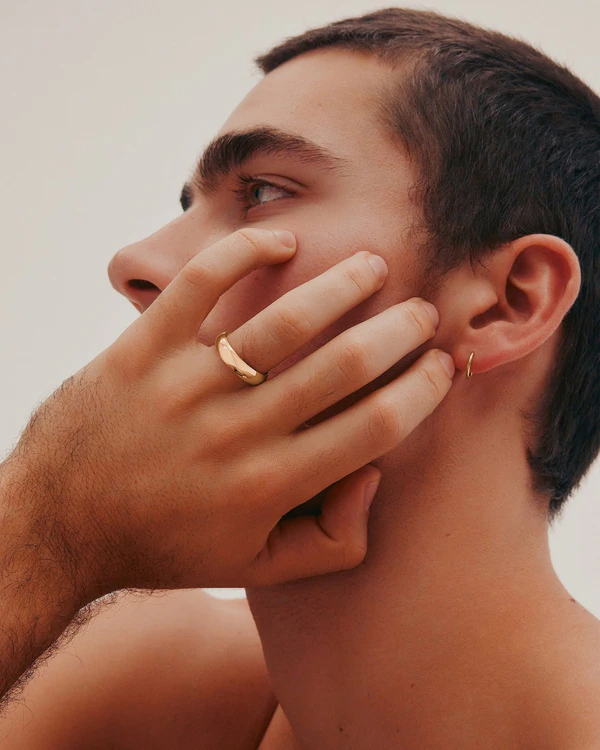 15 Fine Jewelry Designers for Modern Men’s Wedding Bands