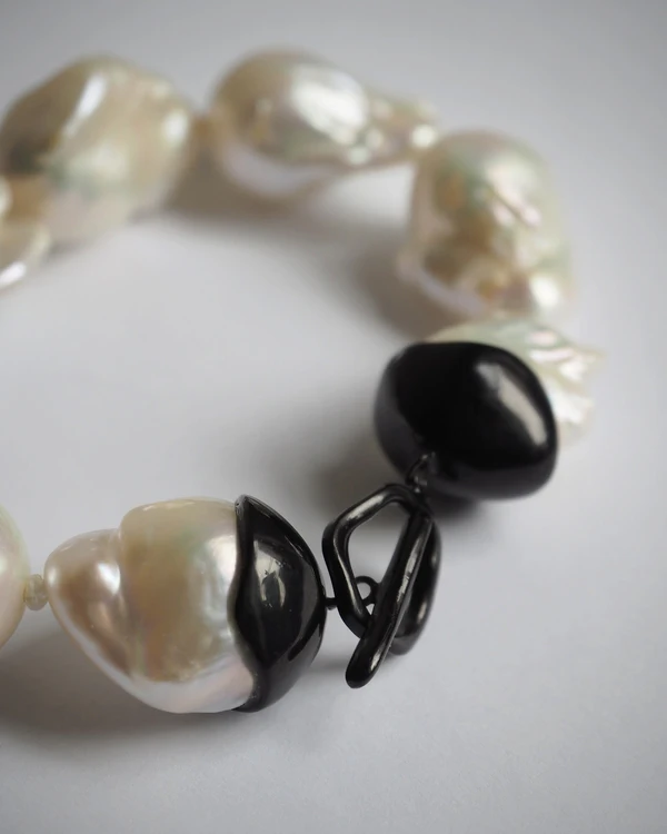 15 Fancy Pearl Jewelry for Modern Brides