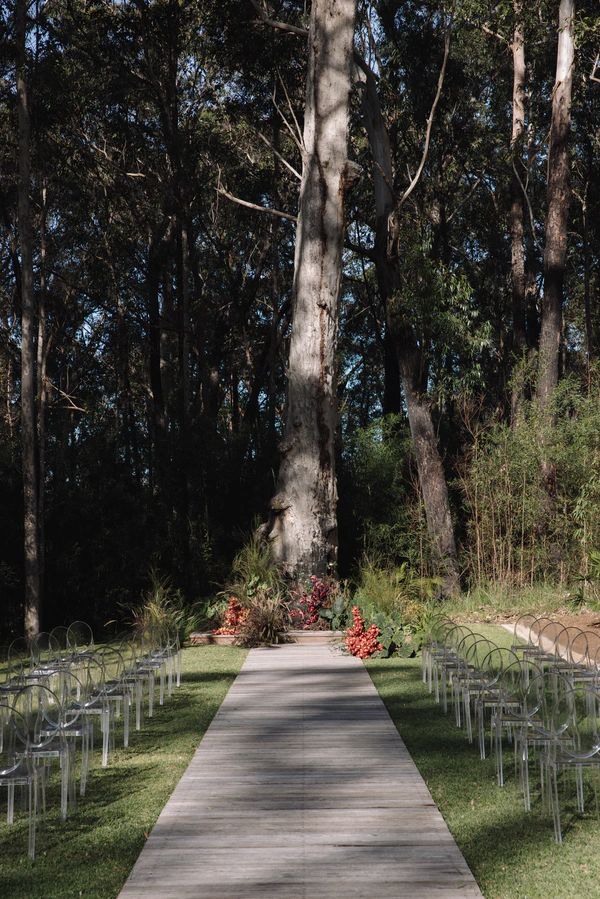 A Darkly Romantic Wedding Soirée
