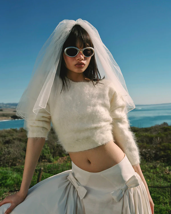 35 Chic Second Bridal Looks Under $1,000 — photo 1