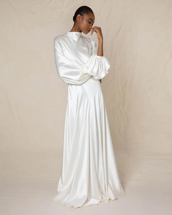 16 Minimalistic Wedding Dresses to Inspire You
