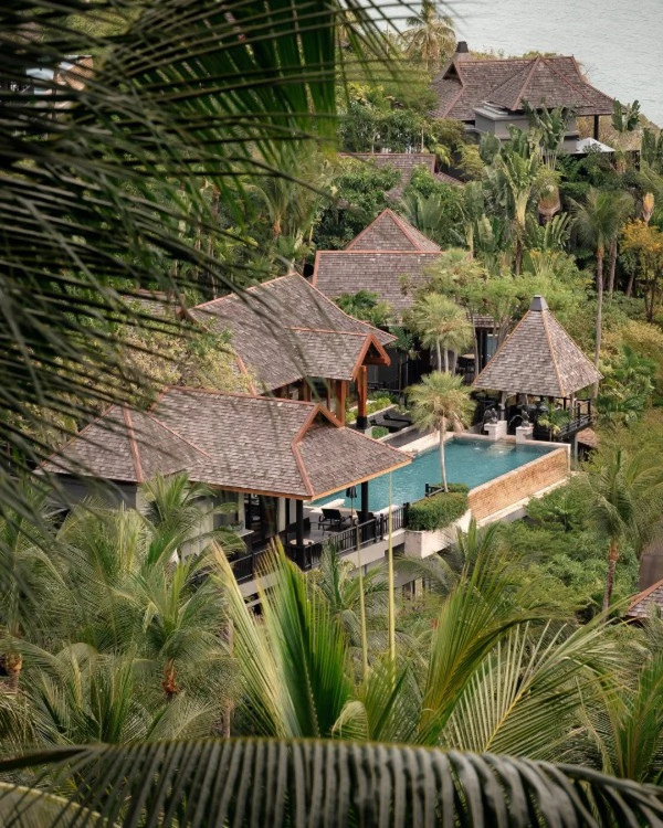 Island Hopping: 17 Romantic Island Destinations for Your Honeymoon
