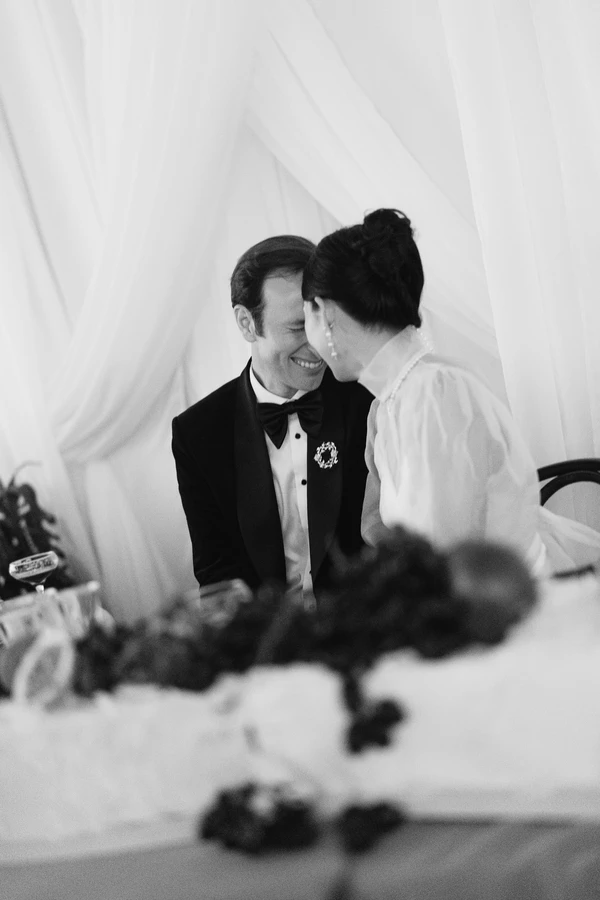 A Glamorous Art Deco Celebration Inspired by Vintage Travel at Gatsby Mansion