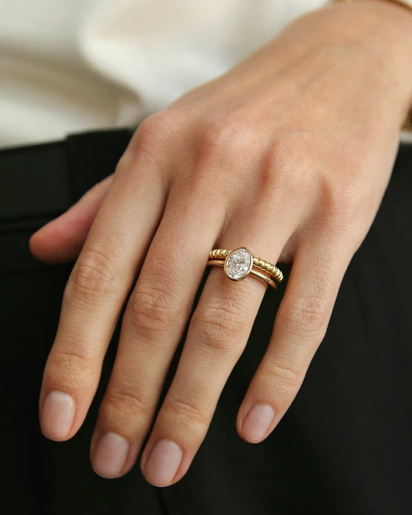 14 Common Wedding & Engagement Ring Mistakes That Could Cost You Thousands