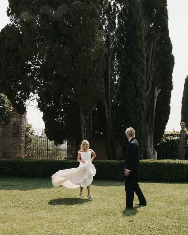 100 Hard Questions Every Couple Should Answer Before Getting Married