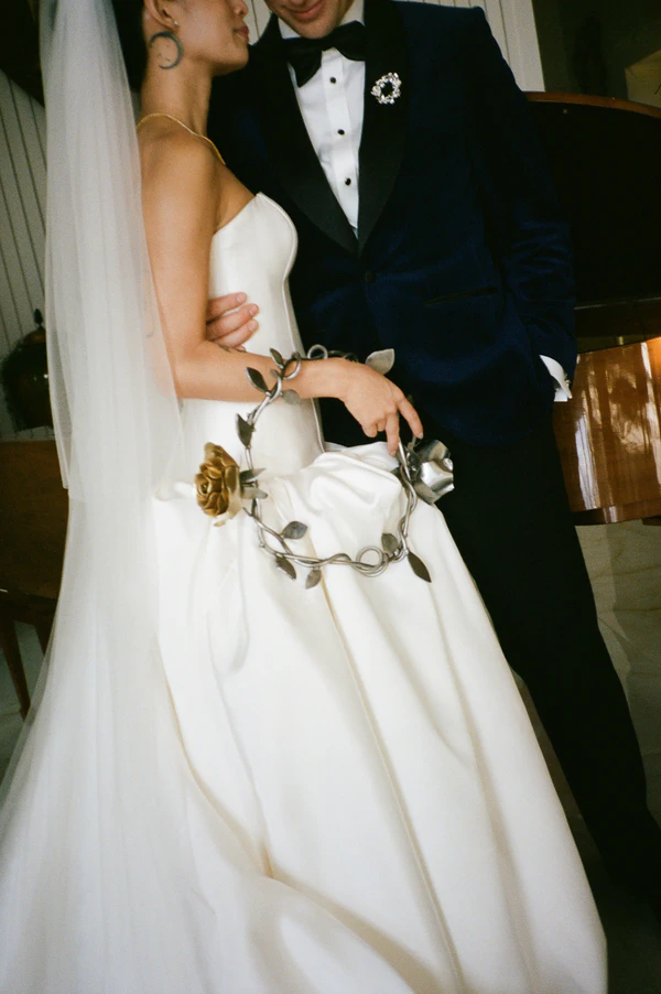 A Glamorous Art Deco Celebration Inspired by Vintage Travel at Gatsby Mansion