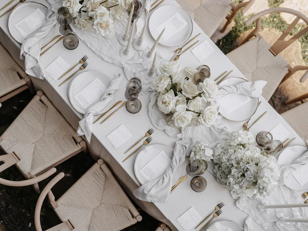 Romantic Wedding Editorial on Lake Como