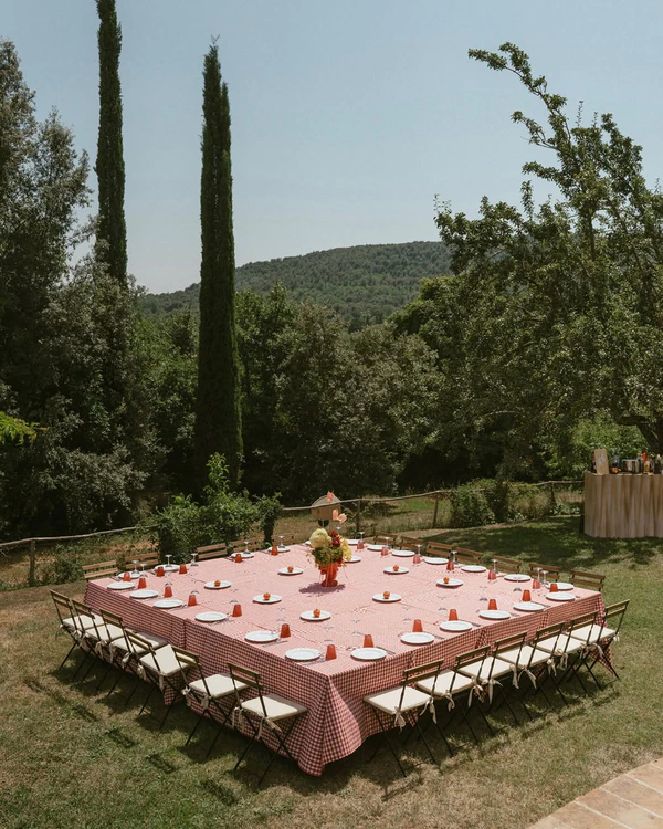 Why Do Some Wedding Vendor Recommendations Come With a Price Tag? — photo 2