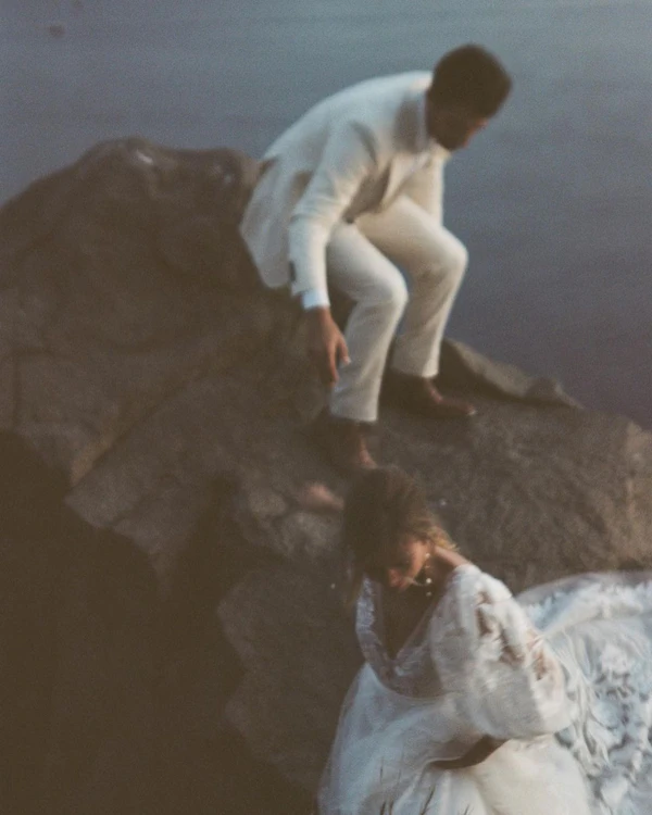 Micro-Weddings: Pros and Cons