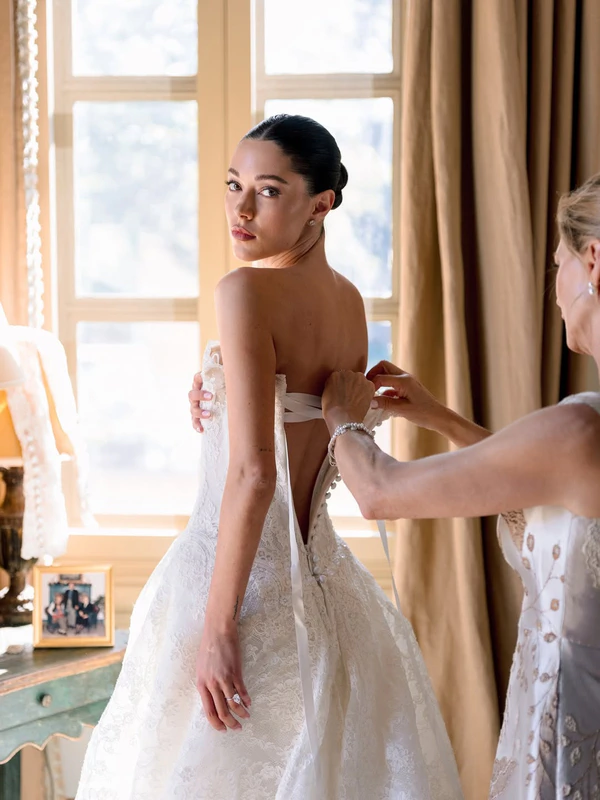 A Look Inside Influencer Jourdan Sloane’s Stylish Mountaintop Wedding