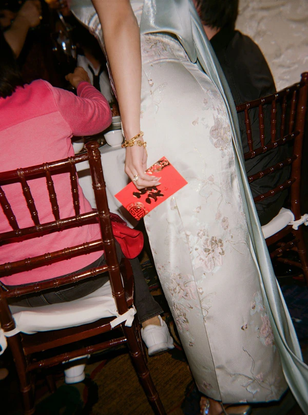 Photography: <a href="https://shannonyen.com/2025/04/02/modern-chinese-wedding-banquet-sf/">Shannon Yen</a>