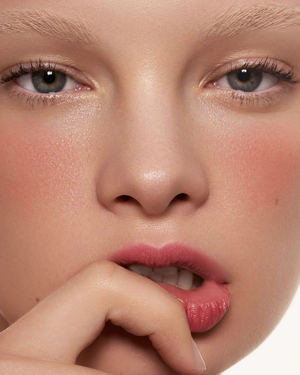 Blushing Pink Makeup Guide