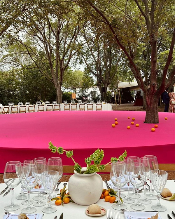50 Bold & Breathtaking Maximalist Wedding Décor Ideas