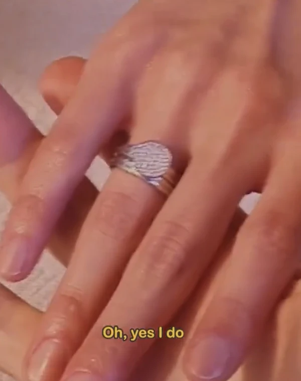 What to Post on Instagram When You Get Engaged? — photo 1
