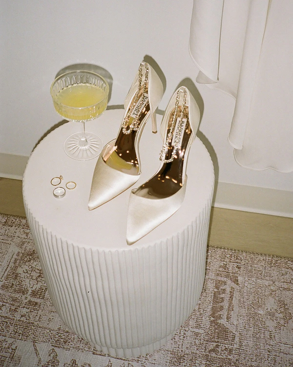 Real Wedding: Erin & Connor — photo 2