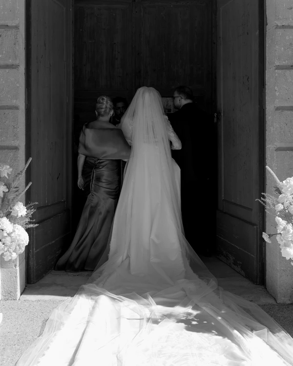 An Old-World Elegant Wedding at an 18th-Century French Château