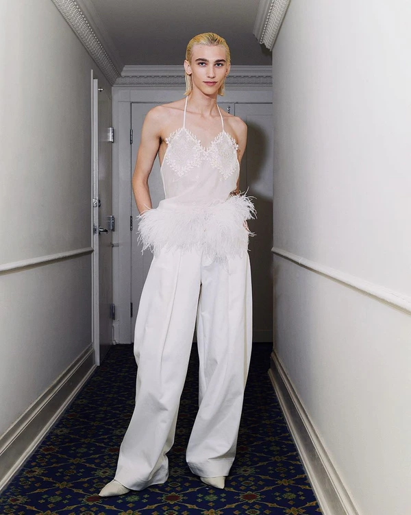Gender-Neutral Wedding Outfit Ideas