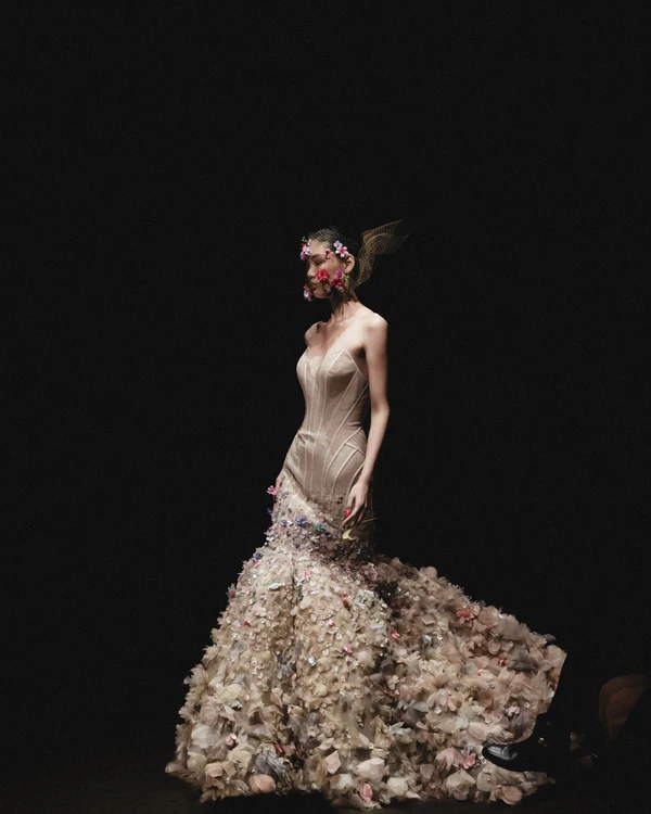 Photography: <a href="https://www.instagram.com/ceremonybyalexmari/">Alex Mari</a>