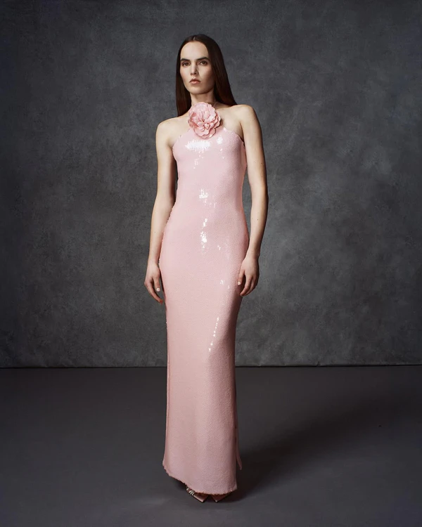 <a href="https://www.instagram.com/p/DMVglZDxisS/?hl=en">Rodarte</a>