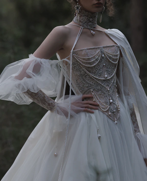 The Chicest Looks & Trends from the Spring '26 Bridal Collections