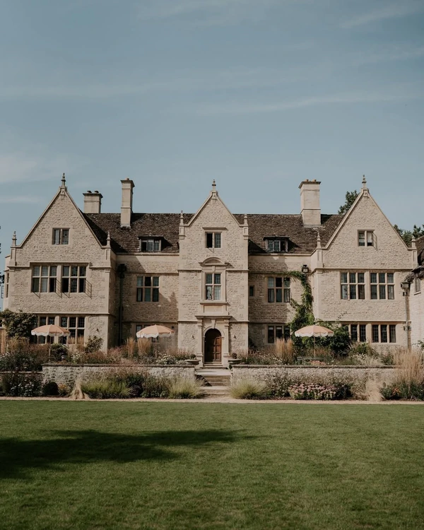 12 Romantic Wedding Venues That Look Straight Out of Pride & Prejudice