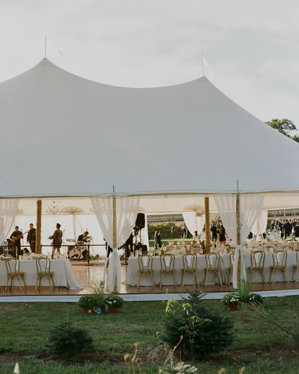 Real Wedding: Ava & Tommy
