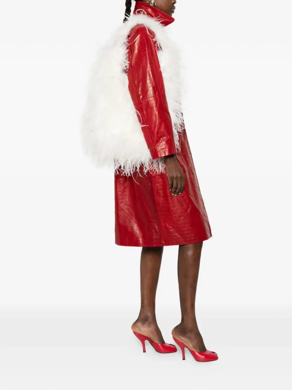 <a href="https://www.farfetch.com/ca/shopping/women/yves-salomon-feather-shoulder-bag-item-33958770.aspx?lang=en-US&size=1&clickref=1100lDvEHjXN&utm_source=laurenlyst&utm_medium=affiliate&utm_campaign=PHCA&pid=performancehorizon_int&c=PHCA&clickid=1100lDvEHjXN&af_siteid=laurenlyst&af_cost_model=CPA&af_channel=affiliate&is_retargeting=true">YVES SALOMON </a><span style="font-family: 'GT America', sans-serif;"><a href="https://www.farfetch.com/ca/shopping/women/yves-salomon-feather-shoulder-bag-item-33958770.aspx?lang=en-US&size=1&clickref=1100lDvEHjXN&utm_source=laurenlyst&utm_medium=affiliate&utm_campaign=PHCA&pid=performancehorizon_int&c=PHCA&clickid=1100lDvEHjXN&af_siteid=laurenlyst&af_cost_model=CPA&af_channel=affiliate&is_retargeting=true">Feather Bag from Farfetch</a>, $1,447</span>