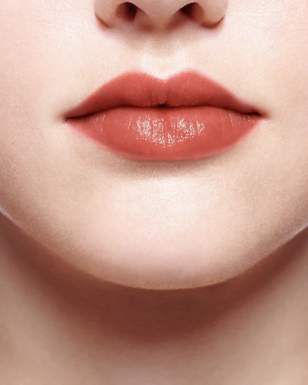 Red Lipsticks with Different Textures for a Bridal Look