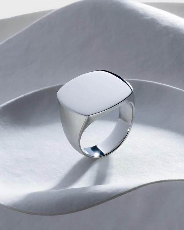 Metals Guide: Men's Wedding Bands