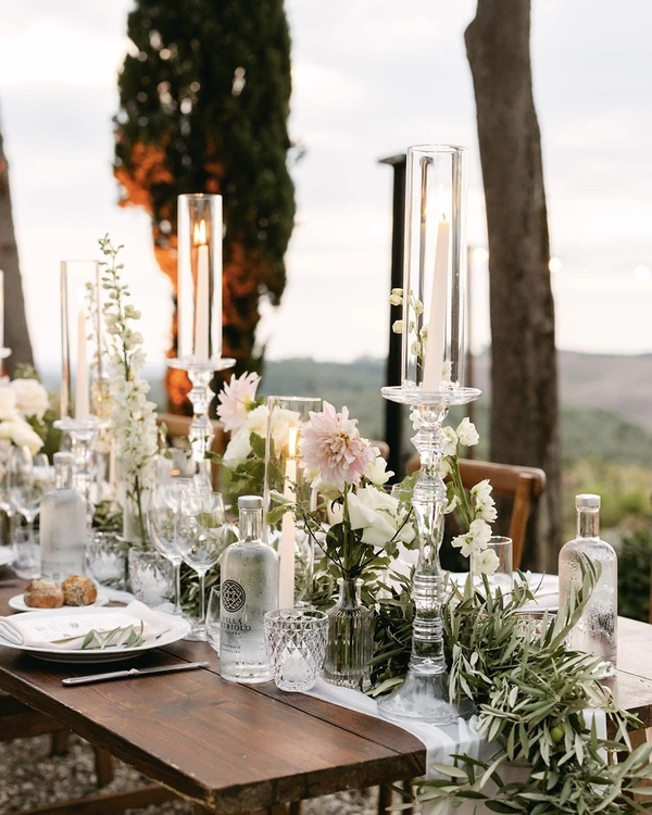 Real Wedding: Carly & Roman