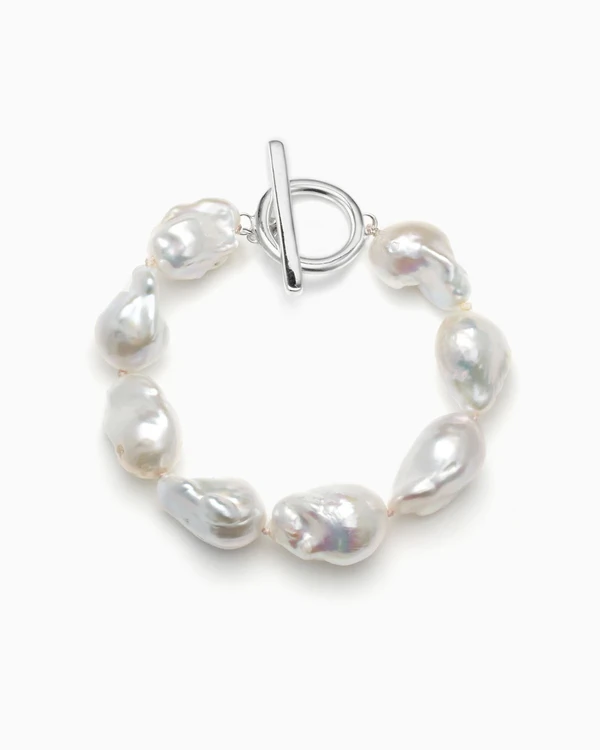 15 Fancy Pearl Jewelry for Modern Brides