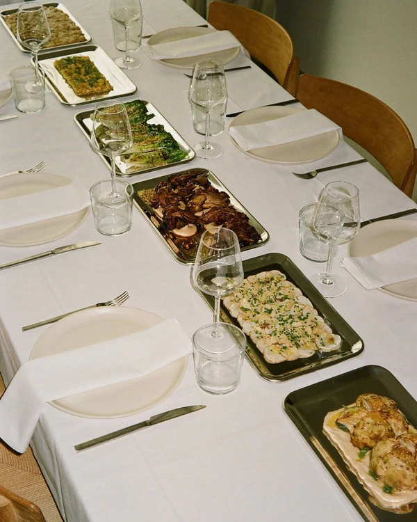 7 Festive Food & Drink Ideas for Stylish Holiday Hosting — photo 1