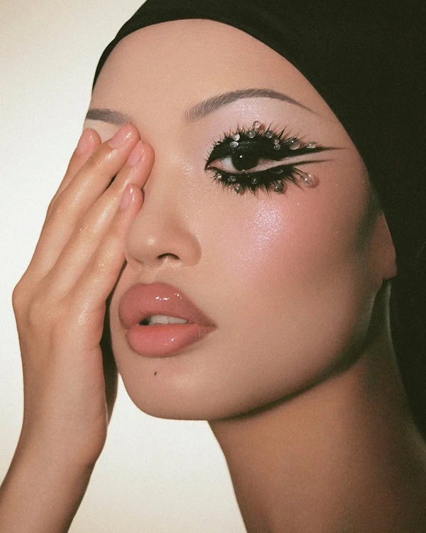 55 Beauty Trends for Spring  & Summer 2025 Weddings — photo 1
