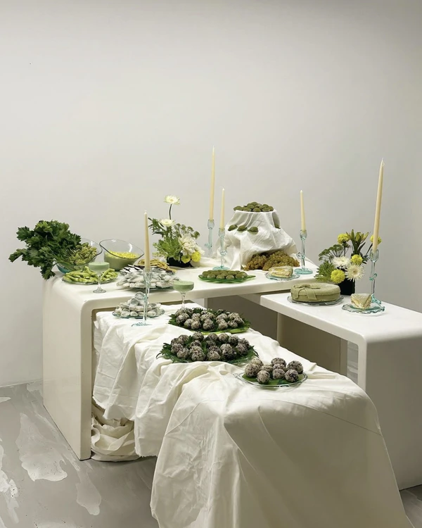 Trend: Modern Grazing Tables