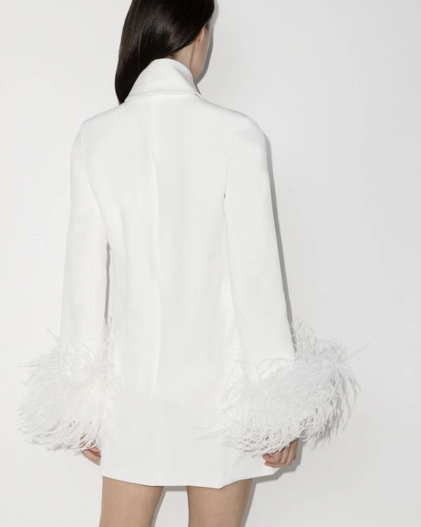 Wedding Trends 2022: Feathers