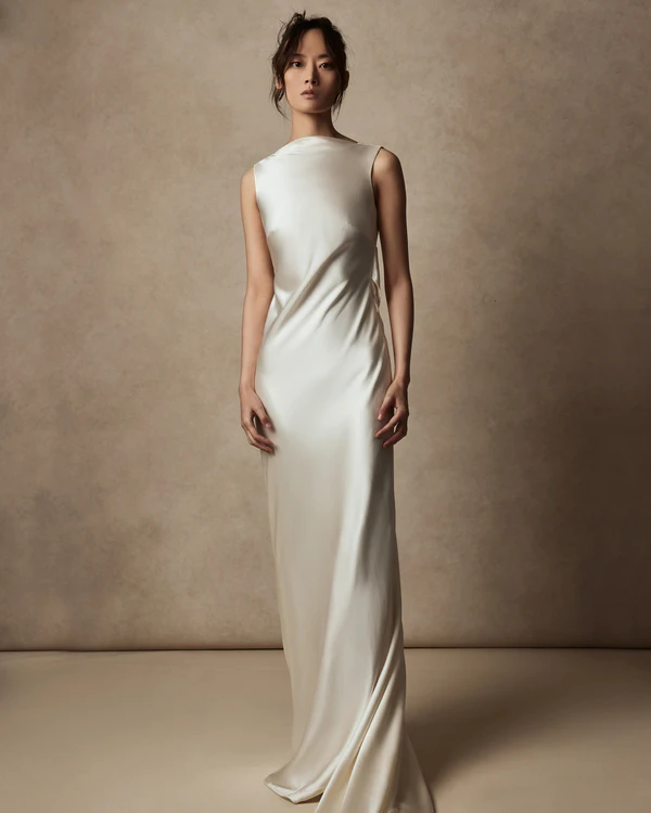 15 Halterneck Wedding Dresses