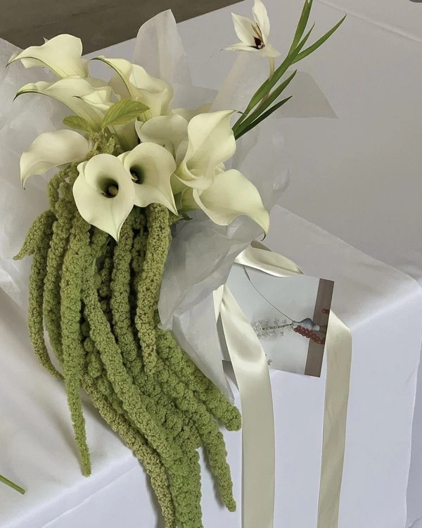 38 Calla Lily Arrangement Ideas