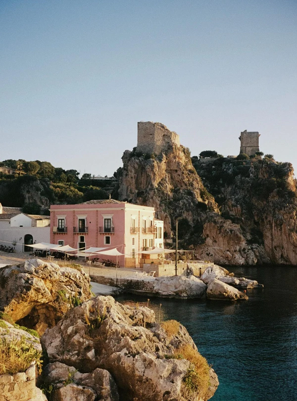 <a href="https://www.instagram.com/tonnaradiscopello/">Tonnara di Scopello</a>, Photography: <a href="https://www.instagram.com/louloumemphis/p/DTWftDpjMQU/">Lou Lou Memphis</a>
