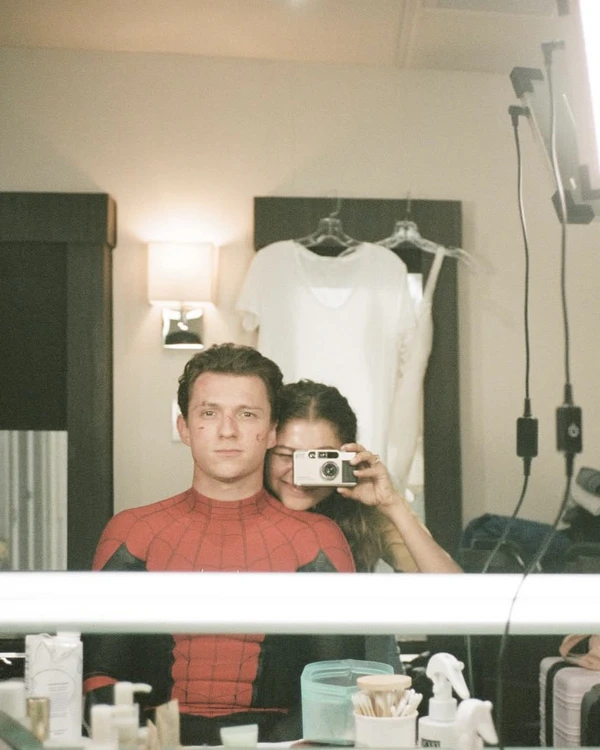 Wait, Are Zendaya and Tom Holland Married? Inside the Secret Wedding Rumors — photo 1