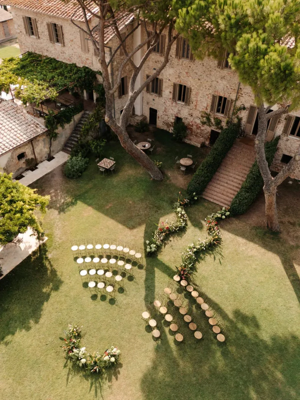 <a href="https://www.instagram.com/lapescaiaresort/">La Pescaia</a>, Photography: <a href="https://www.instagram.com/urskaanddomen/p/DXXXOH9kckA/">Urska and Domen</a>
