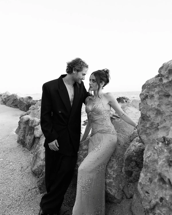 Photography: <a href="https://www.instagram.com/p/Dd9Xd0-DJPl/?img_index=6">Joy Zamora</a>