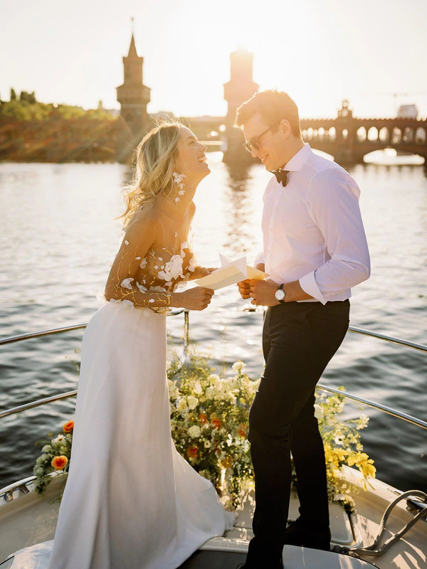 Vibrant City Elopement in Berlin