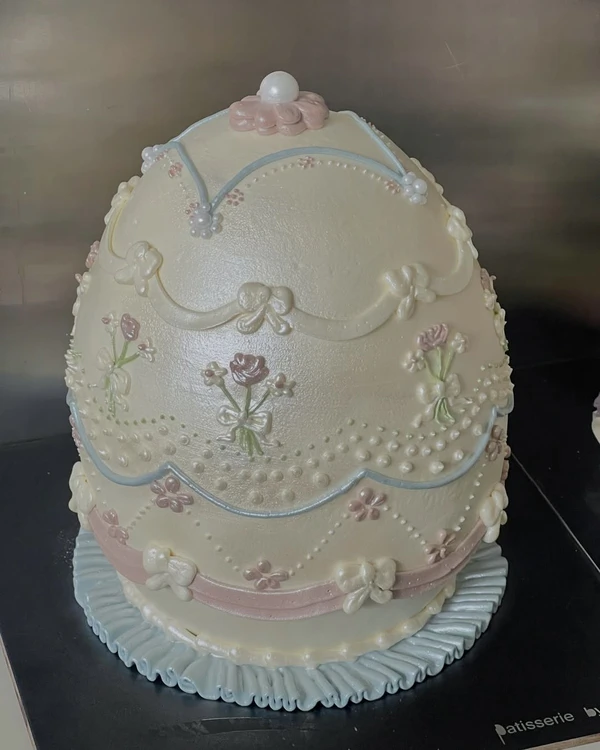 The Trendiest Wedding Cake Ideas to Match Every Wedding Style