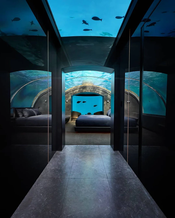 7 Extraordinary Honeymoon Hotels Around the World
