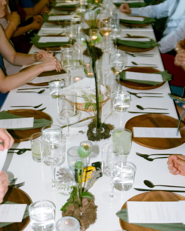40 Place Settings Trends in 2025 to Transform Your Wedding Table