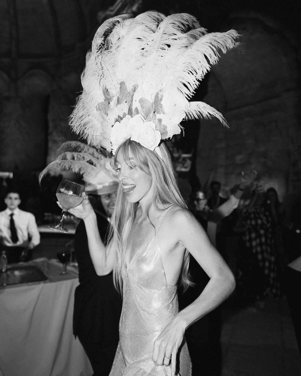 14 Trendy "Naked" Wedding Dresses for 2024 — photo 2