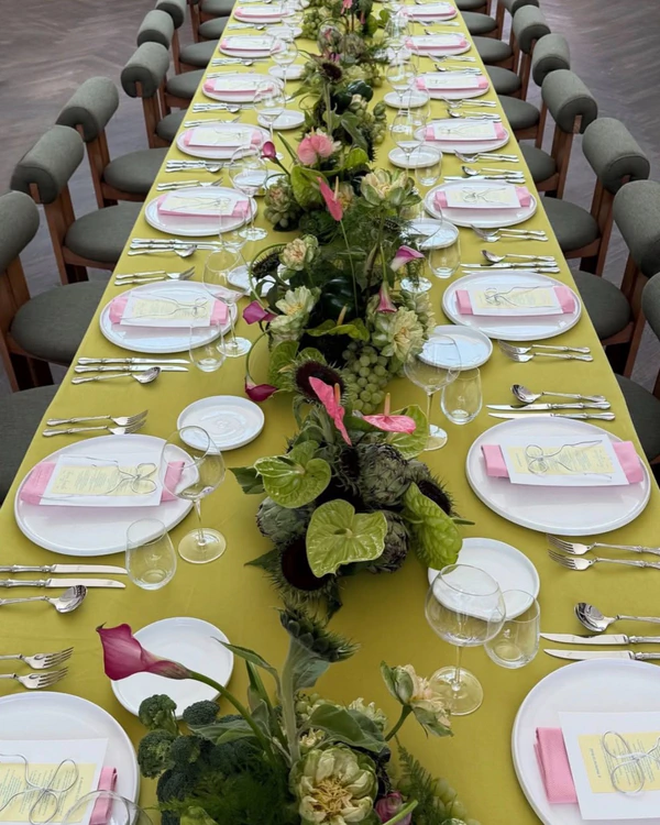 9 Fresh Color Combinations Defining Spring 2026 Weddings