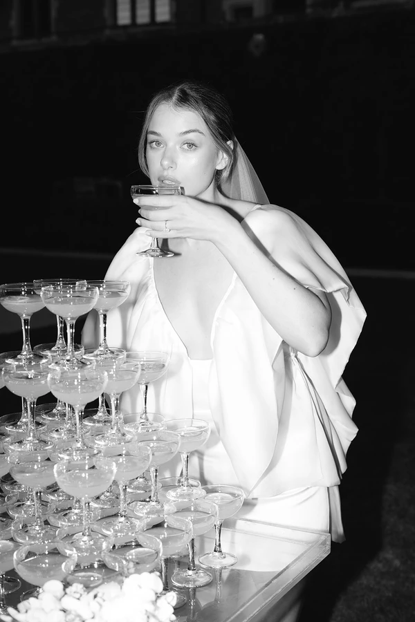 An Autumn Wedding Editorial: Reveling in Tranquility, Soft Light, and Stellar Dining