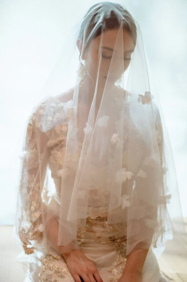 A Vibrant Wedding Shoot at the Art Gallery of Ontario