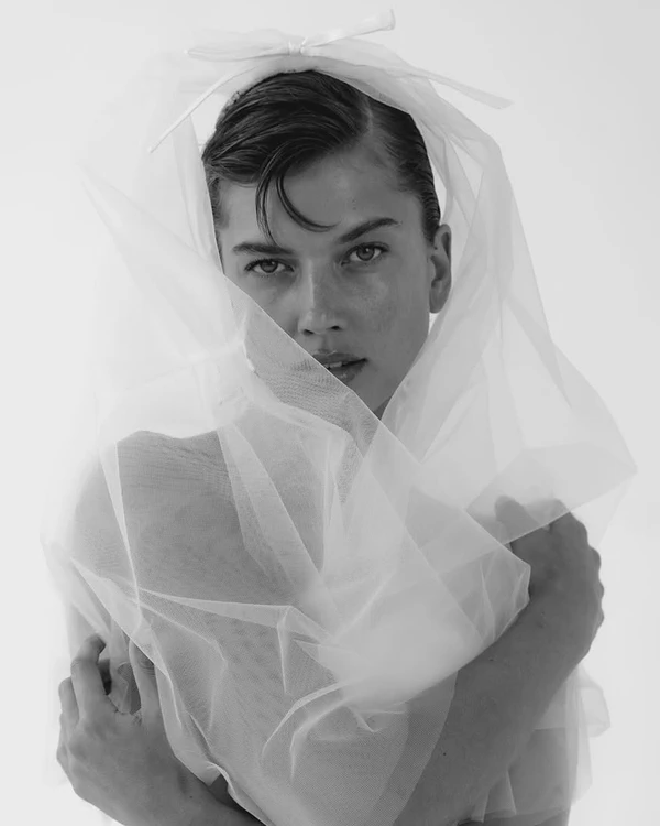 The Best Bridal Hairstyles to Wear with a Veil